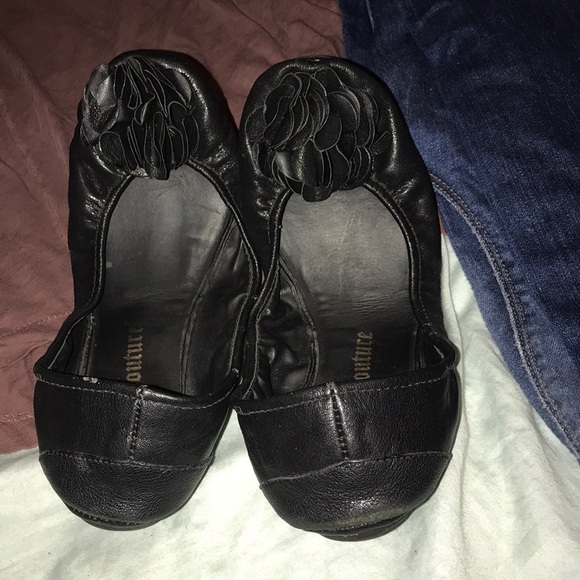 Shoes - Picture 2 of 8